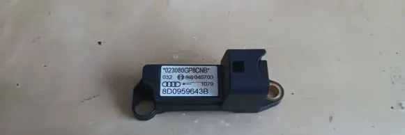 Audi A4 S4 B5 8D Airbag deployment crash/impact sensor 8D0959643B 023080GP8CNB 040700