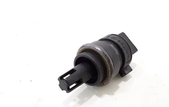 Skoda Fabia Mk1 (6Y) Intake air temperature sensor 028906081