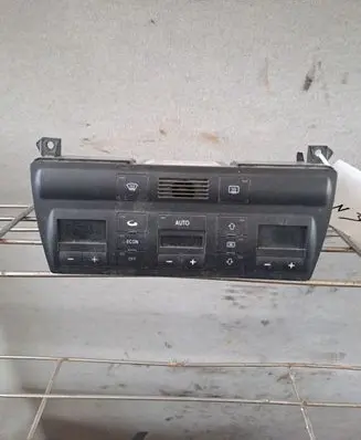Audi A6 S6 C5 4B Climate control unit 4B0820043P