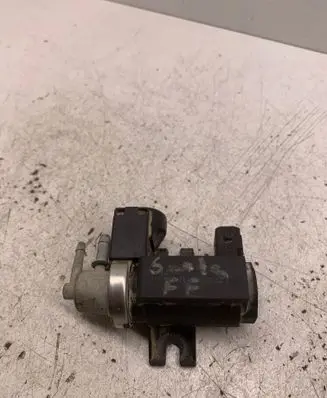 Hyundai Santa Fe Vacuum valve 72190345