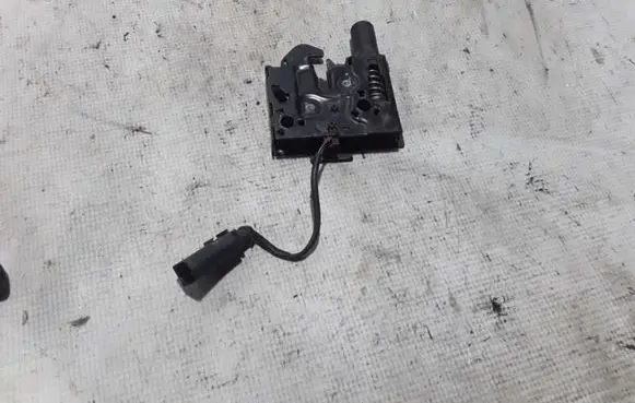 Seat Ibiza V (KJ) Engine bonnet (hood) release handle 6F0823509