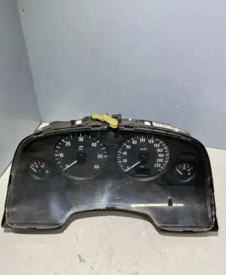 Opel Zafira A Speedometer (instrument cluster) 24461749JB