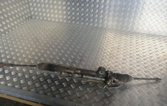 Nissan Almera Tino Steering rack 7302682