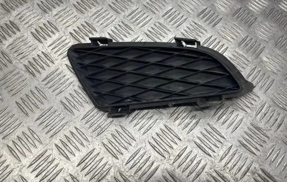 Mazda 6 Front bumper lower grill GJ6A50C11