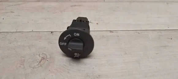 Dacia Sandero Passenger airbag on/off switch 8200169589