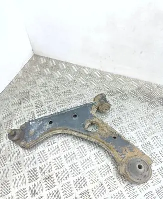 Opel Corsa D Front lower control arm/wishbone