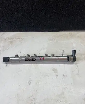 Fuel main line pipe