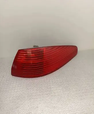 Peugeot 607 Rear/tail lights