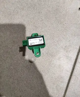 Mercedes-Benz C W204 Airbag deployment crash/impact sensor A1729056100 5WK44316