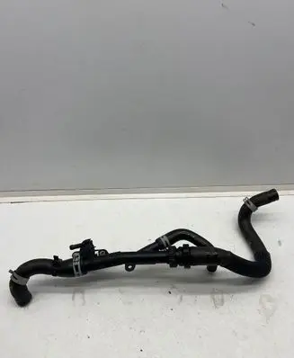 Nissan X-Trail T32 Engine coolant pipe/hose 1321016
