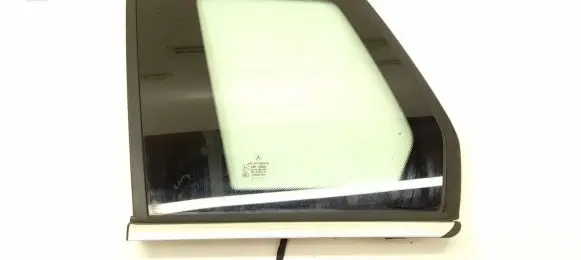 Mercedes-Benz GLK (X204) Rear side window 2046702554 206702754