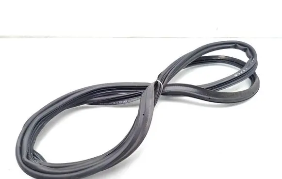 Volkswagen ID.3 Seal rubber (tailgate) 10A827705B