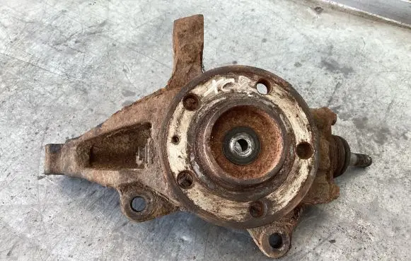 Volvo XC90 Front wheel hub