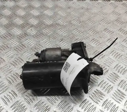 BMW 1 F20 F21 Starter motor 7638192