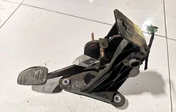 Brake pedal
