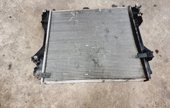Jaguar S-Type Coolant radiator 4R838005CB 4R838005