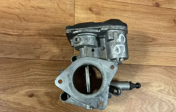 Opel Insignia A Throttle valve 50569200
