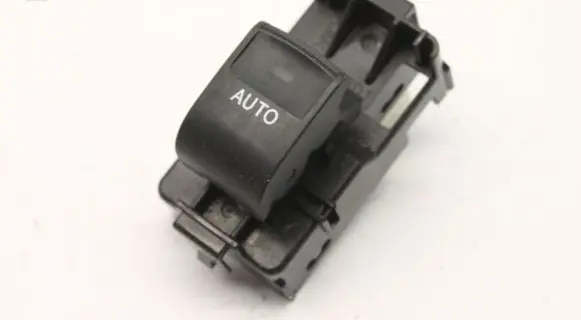 Toyota Prius (XW30) Other switches/knobs/shifts 192801