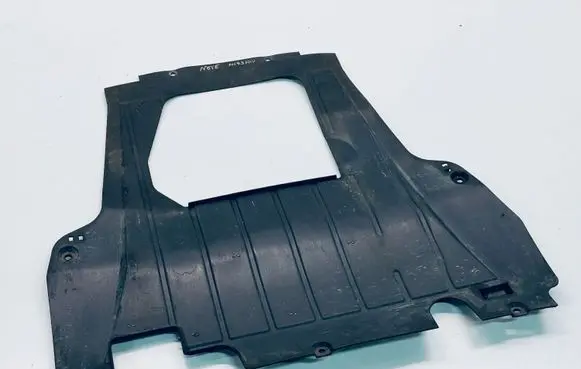 Nissan Note (E11) Engine splash shield/under tray 75892BC415