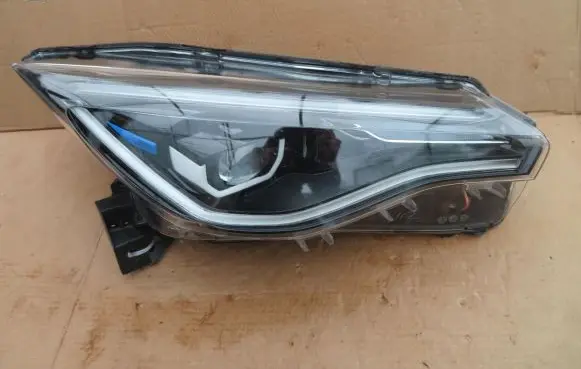 Renault Zoe Headlight/headlamp 260102384R
