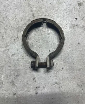 Mercedes-Benz E W211 Muffler pipe connector clamp A2034900641