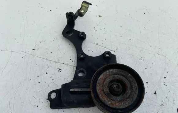 Toyota Corolla Verso E121 Power steering belt tensioner 486