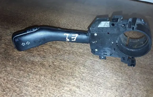 Audi A6 S6 C5 4B Indicator stalk 8L0953513 202705