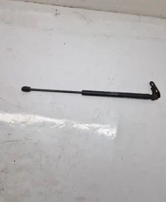 KIA Sorento Tailgate/trunk strut/damper 817702P000