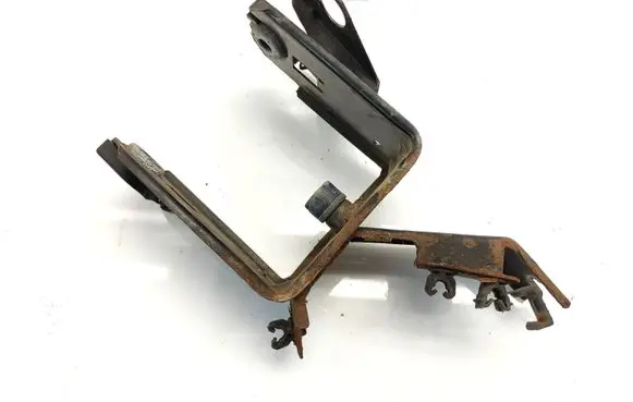 Alfa Romeo 147 ABS pump bracket 
