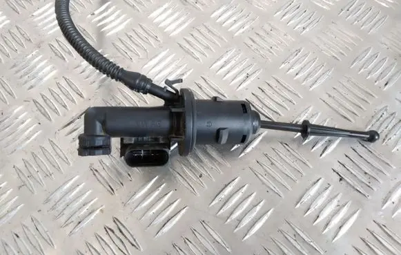 Audi A3 S3 A3 Sportback 8P Clutch master cylinder 1K0721388D