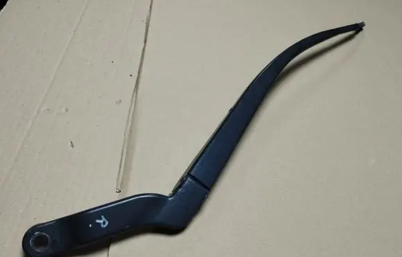 Honda Accord Front wiper blade arm
