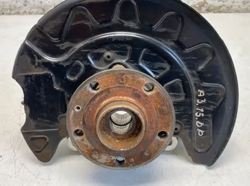 Audi A3 S3 8V Front wheel hub 5Q0407257A