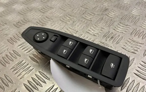 BMW 2 F22 F23 Electric window control switch 9226261 922626102