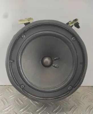 Audi A4 S4 B6 8E 8H Front door speaker 8E0035411A