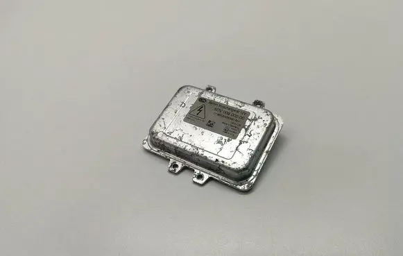 BMW 5 E60 E61 Headlight ballast module Xenon 5DV009000 5DV00900000 D1S