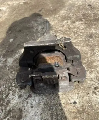 BMW X6 E71 Rear brake caliper F2252
