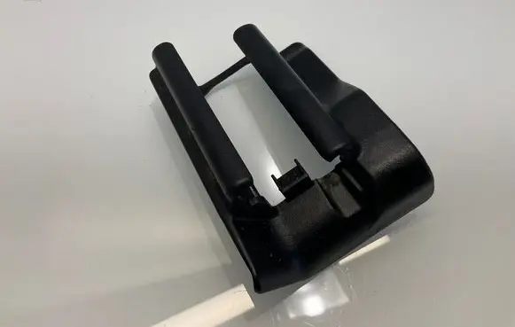 Mercedes-Benz E W211 Front driver seat rail trim 2119192520 77020005 A2119192520