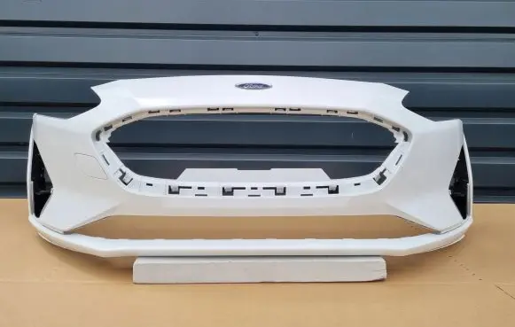 Ford Focus Front bumper JX7B17757A