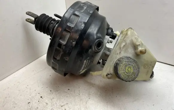 Mercedes-Benz CLK AMG A209 C209 Brake booster A0054304830