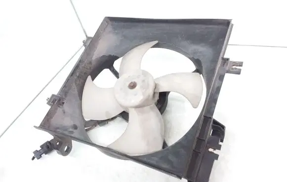 Subaru Outback Electric radiator cooling fan 8201300