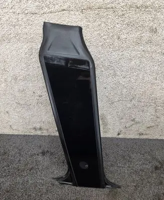Tesla Model Y (B) Pillar trim (exterior) 162563900B 151625500E 110061900C