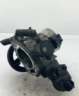 Toyota RAV 4 (XA20) Throttle valve 8946233030