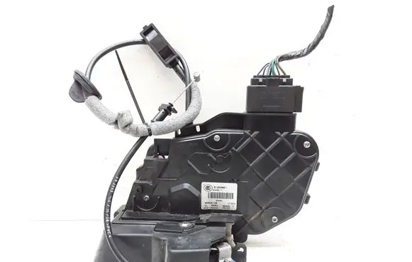 Volvo V70 Rear door lock 31253921