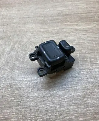 Mazda 6 Wing mirror switch 183608