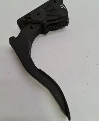 Audi A6 S6 C6 4F Accelerator throttle pedal 4F1721523B E0406 002158