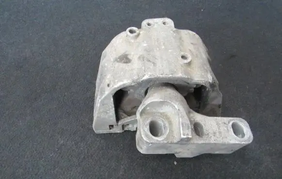 Volkswagen Golf IV Engine mount bracket 1j0199262bf hl3.15m10