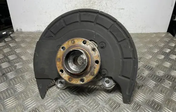 Jeep Cherokee Front wheel hub