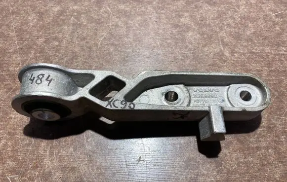 Volvo XC90 Gearbox mount 31359890