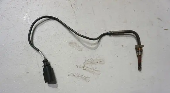 Volkswagen Phaeton Exhaust gas temperature sensor 