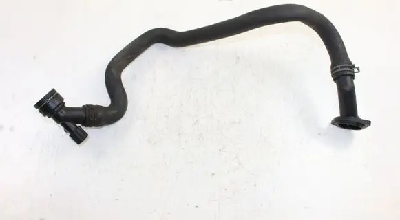 Audi TT Mk1 Engine coolant pipe/hose 8N0121051E
